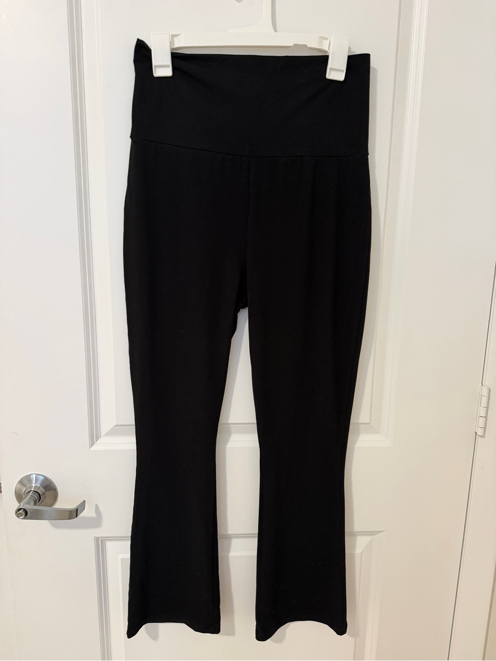 HATCH Black Crop Flare Leggings – Size S